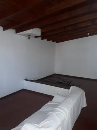 Buy this studio house on Almafuerte 1086 in Burzaco, Argentina