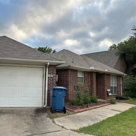 Buy this 3 bed house on 4110 One Place Lane in Flower Mound, TX 75028