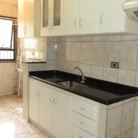 Rent this 3 bed apartment on Avenida Doutor Cássio Paschoal Padovani in Jardim Abaeté, Piracicaba - SP