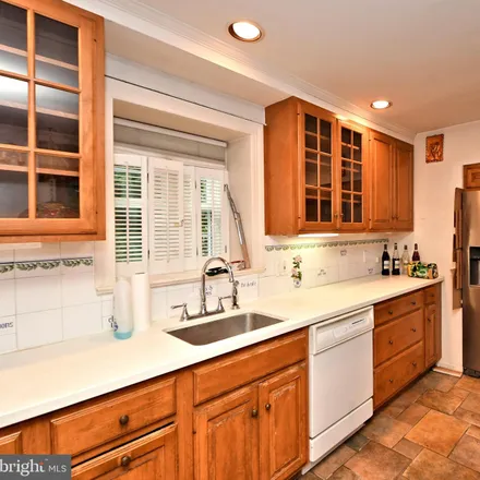 Image 7 - 8828 Germantown Avenue, Philadelphia, PA 19118, USA - House for sale