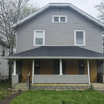 Buy this studio house on 926 West 32nd Street in Indianapolis, IN 46208