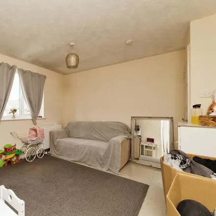 Image 7 - 43-51 Green Pond Close, Higham Hill, London, E17 6EE, United Kingdom - Apartment for rent