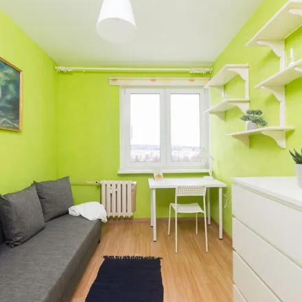 Rent this 3 bed room on Gdyńska 5G in 80-340 Gdańsk, Poland