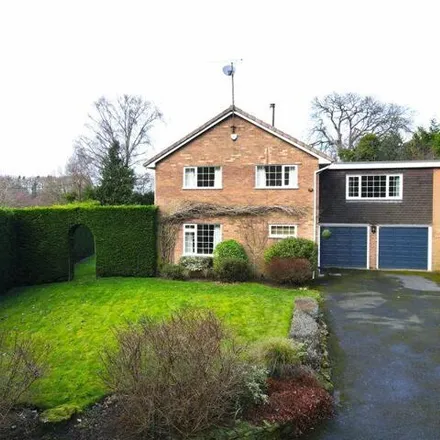 Buy this 5 bed house on The Green in Post Office Lane, Moreton