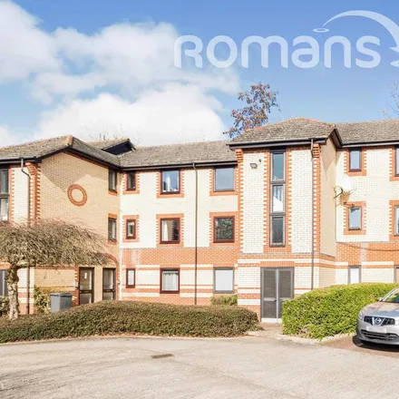 Rent this 1 bed apartment on Pets at Home in Oakey Drive, Wokingham