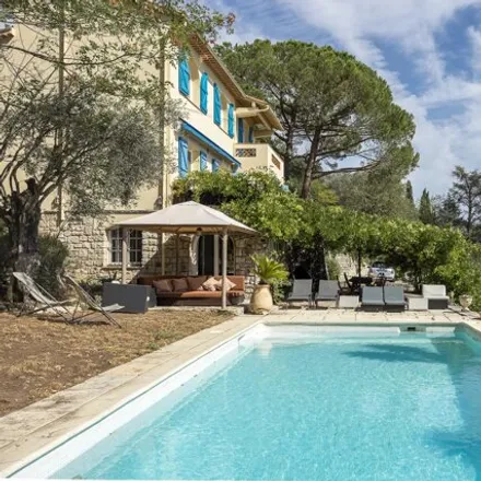 Buy this 5 bed house on 140 Chemin de la Fouan in 06740 Châteauneuf-Grasse, France
