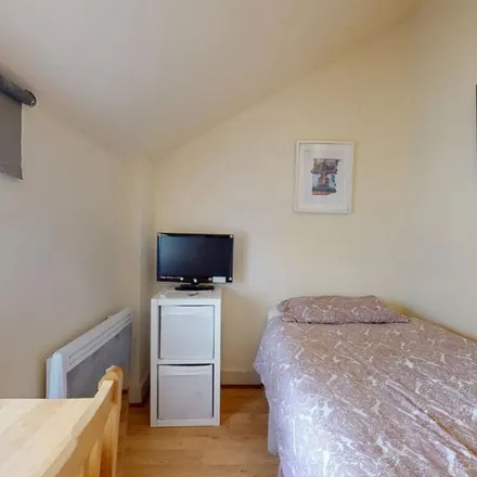 Image 3 - St Pauls Avenue, Willesden Green, London, NW2 5SX, United Kingdom - Apartment for rent