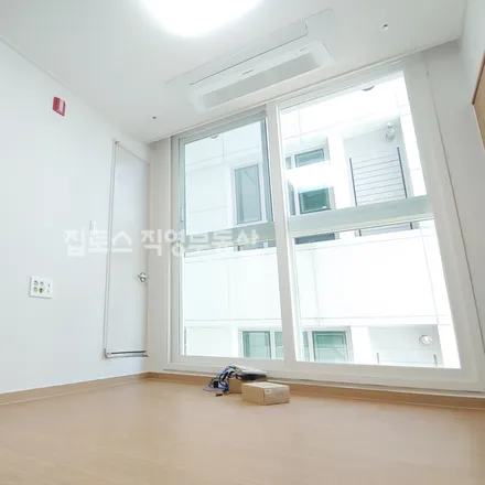 Image 2 - 서울특별시 마포구 성산동 592-8 - Apartment for rent