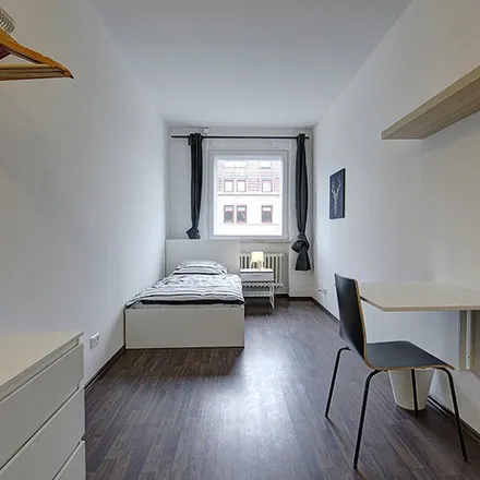 Rent this 4 bed room on Mercedesstraße in 70372 Stuttgart, Germany