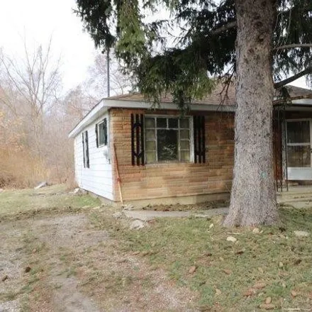 Buy this 3 bed house on 3391 North Genesee Road in Burton, MI 48506