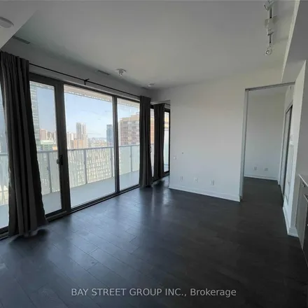 Image 3 - Casa III, 578 Charles Street East, Old Toronto, ON M4Y 0C3, Canada - Apartment for rent
