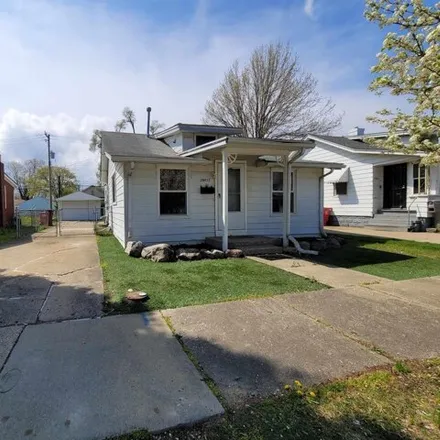 Rent this 2 bed house on 28061 Maple Street in Roseville, MI 48066