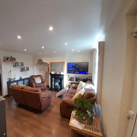 Rent this 3 bed house on Dryfield Road in The Hale, London