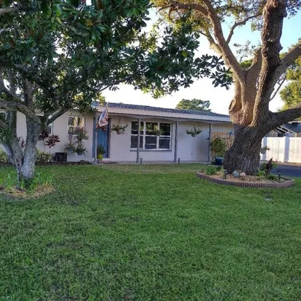 Buy this 4 bed house on 8350 Pelican Lane in Pinellas County, FL 33777