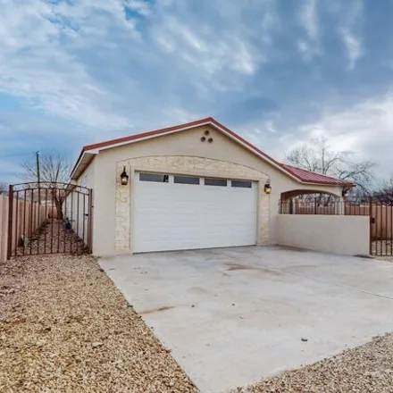 Image 8 - 3181 Arenal Rd Sw, Albuquerque, New Mexico, 87105 - House for sale