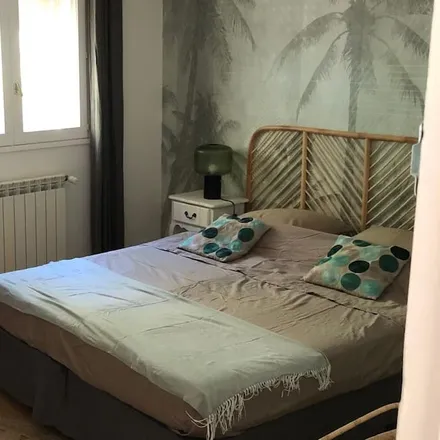 Rent this 4 bed house on Marseille in Bouches-du-Rhône, France