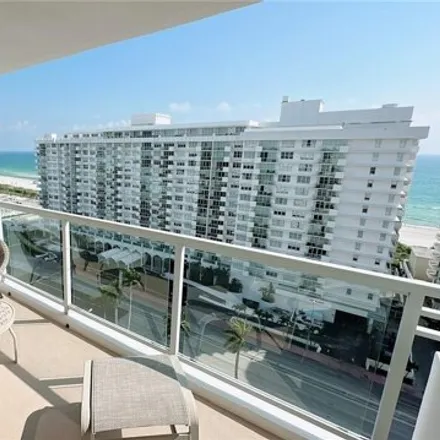 Image 3 - 5500 Block, Miami Beach, FL 33140, USA - Condo for rent