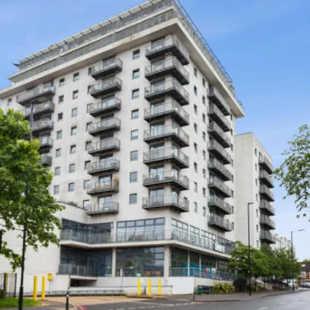 Buy this 1 bed apartment on 2-6 Sutton Park Road in London, SM1 2GA