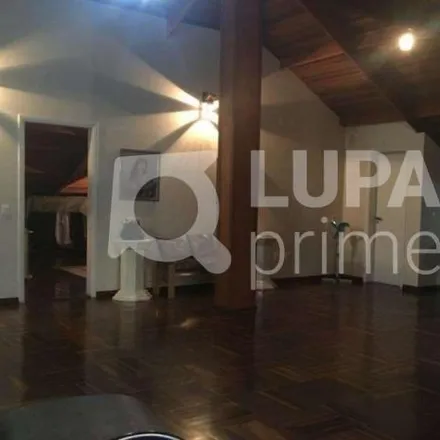 Buy this 6 bed house on Alameda Lugano in Roseira, Mairiporã - SP