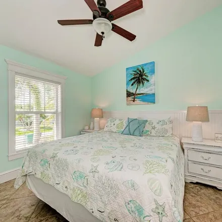 Image 4 - Holmes Beach, FL - House for rent
