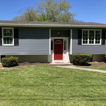 Rent this 3 bed house on 12 Sunny Valley Road in New Milford, CT 06776