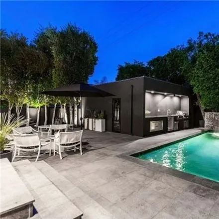 Image 2 - 8169 Willoughby Avenue, Los Angeles, CA 90046, USA - House for rent