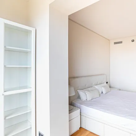 Image 3 - Travessera de les Corts, 350, 08001 Barcelona, Spain - Apartment for rent