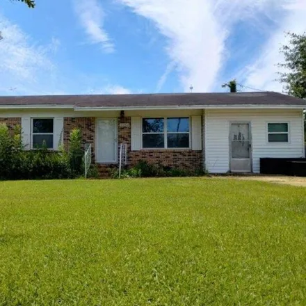 Buy this 3 bed house on 2359 Highway 73 in Marianna, Florida