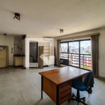 Buy this 1 bed apartment on Rua dos Carmelitas 113 in Glicério, São Paulo - SP