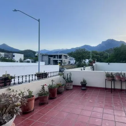 Rent this 5 bed house on Calle Toribio Rodríguez in 67320 El Cercado, NLE