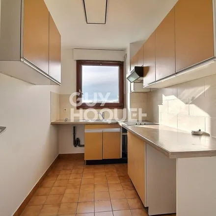 Rent this 3 bed apartment on 13 Rue du 8 Mai 1945 in 92370 Chaville, France