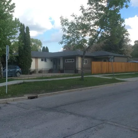 Image 1 - Winnipeg, Fort Richmond, MB, CA - House for rent