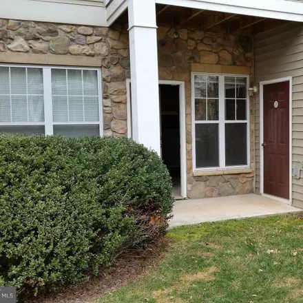 Image 1 - 13495 Connor Drive, Centreville Farms, Centreville, VA 20120, USA - Apartment for rent