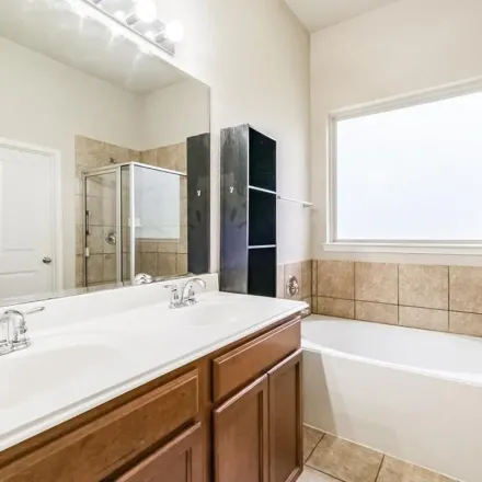 Image 7 - 93201 Doves Nest Court, League City, TX 77539, USA - Apartment for rent