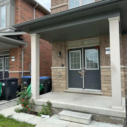 Image 3 - Fruitvale Circle, Brampton, ON L7A 4R8, Canada - Apartment for rent
