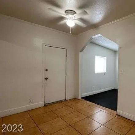 Image 9 - 542 Bedford Road, Las Vegas, NV 89107, USA - House for rent