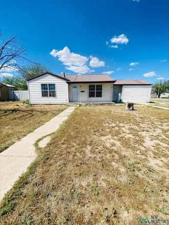 Buy this 3 bed house on 574 South 7th Street in Lovington, NM 88260