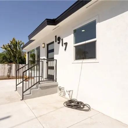 Image 4 - 1959 Clinton Street, Los Angeles, CA 90026, USA - House for sale