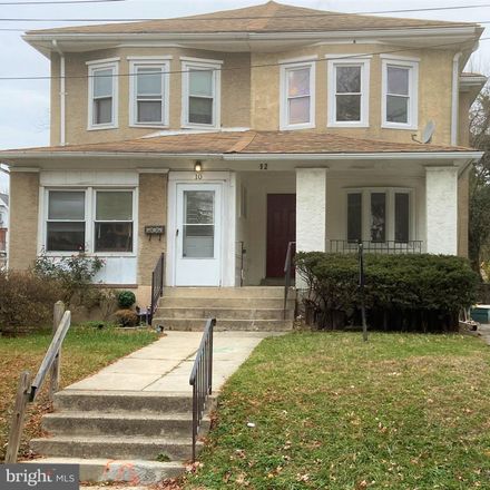 Rent this 3 bed townhouse on 12 North Bonsall Avenue in Glenolden, Delaware County