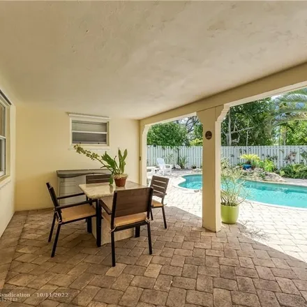 Image 3 - 1909 Northeast 26th Drive, Coral Estates, Wilton Manors, FL 33306, USA - House for sale