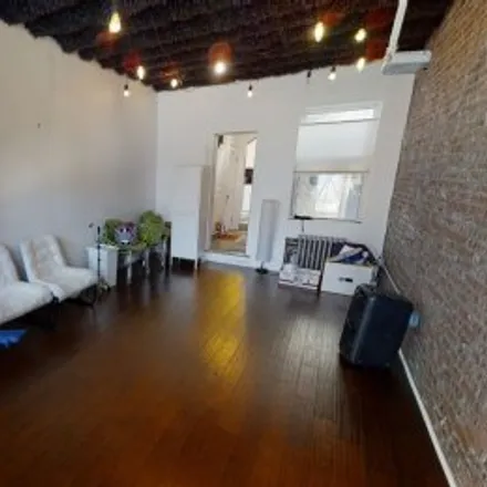 Buy this 4 bed apartment on 144 Vine Street in Center City, Philadelphia