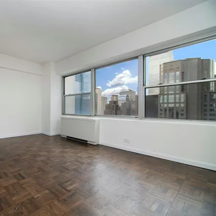 Image 2 - 118 EAST 60TH STREET 32F in New York - Apartment for sale