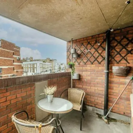 Image 4 - Gastronomica, 45 Tachbrook Street, London, SW1V 2LZ, United Kingdom - Apartment for sale