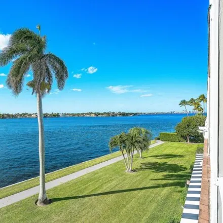 Buy this 4 bed condo on 2172 Ibis Isle Road in Palm Beach, Palm Beach County
