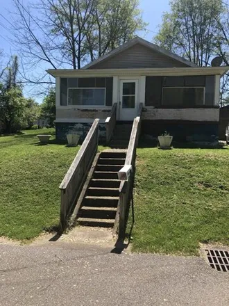 Buy this 2 bed house on 3940 Logan Street in Ashland, KY 41101