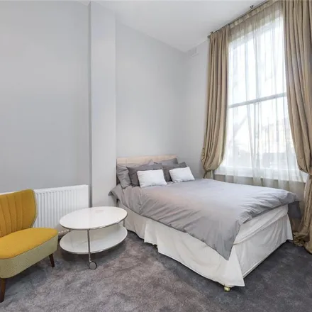 Image 4 - 16 Sutherland Avenue, London, W9 2HE, United Kingdom - Apartment for rent