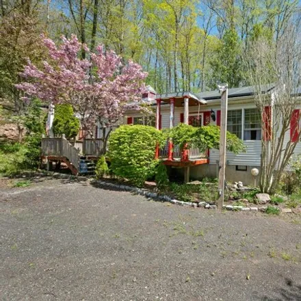 Buy this 2 bed house on 3088 Durham Rd in Guilford, Connecticut