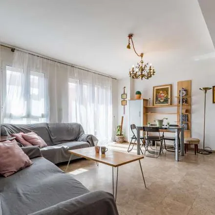 Rent this 6 bed apartment on Avinguda del Cardenal Benlloch in 17, 46021 Valencia