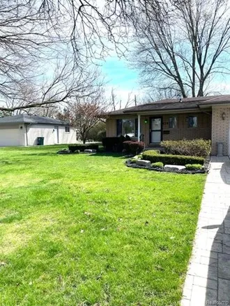 Image 2 - 5106 Babbit Drive, Troy, MI 48085, USA - House for sale