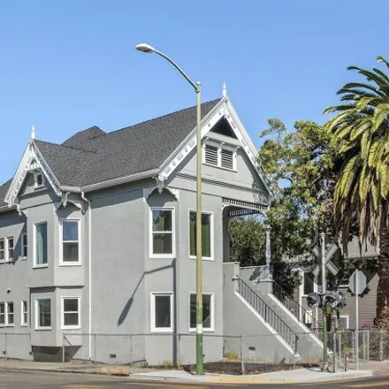 Buy this 5 bed house on 1240 10th Street in Oakland, CA 94607